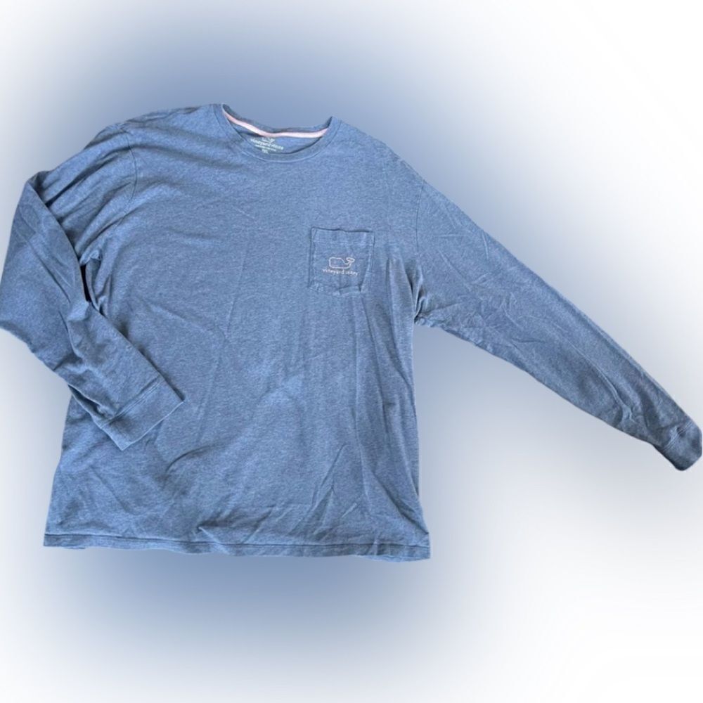 Vineyard Vines blue t-shirt with pink whale outline 2XL - Picture 3 of 6